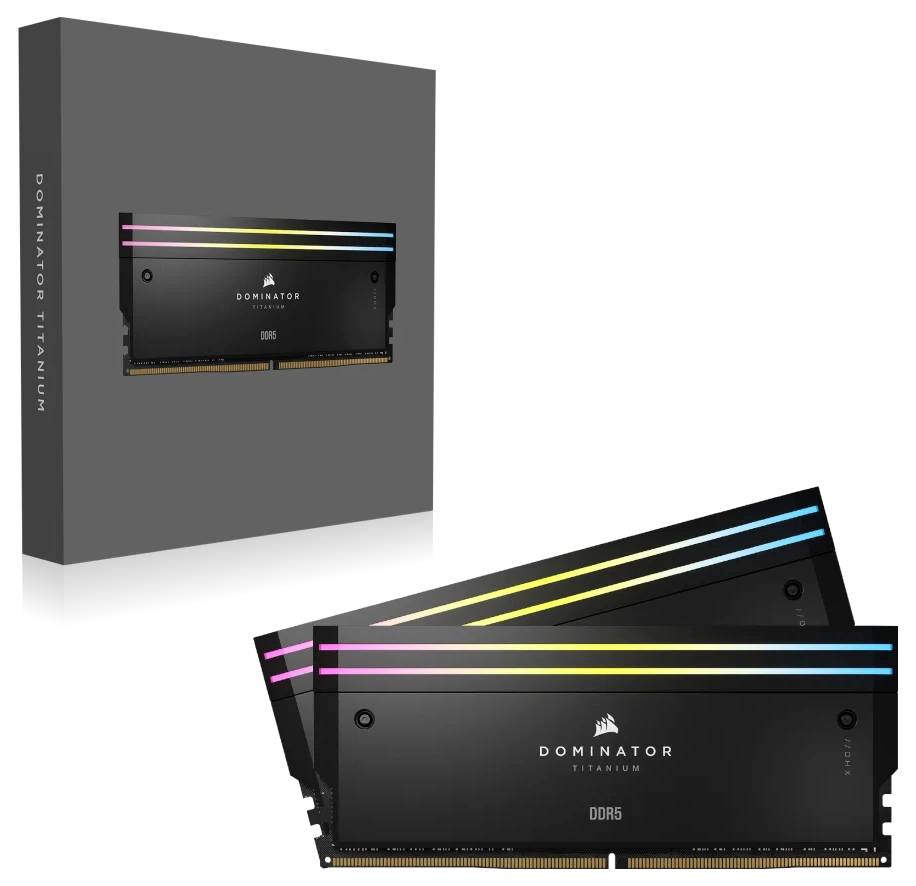Due moduli RAM neri con la scritta 'Dominator Titanium' e DDR5. Hanno strisce luminose colorate ed è mostrata la loro confezione.