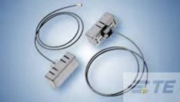 TE Connectivity 1513472-1 Antenna (L x L x A) 29 x 12 x 10 mm 1 pz. Imballo
