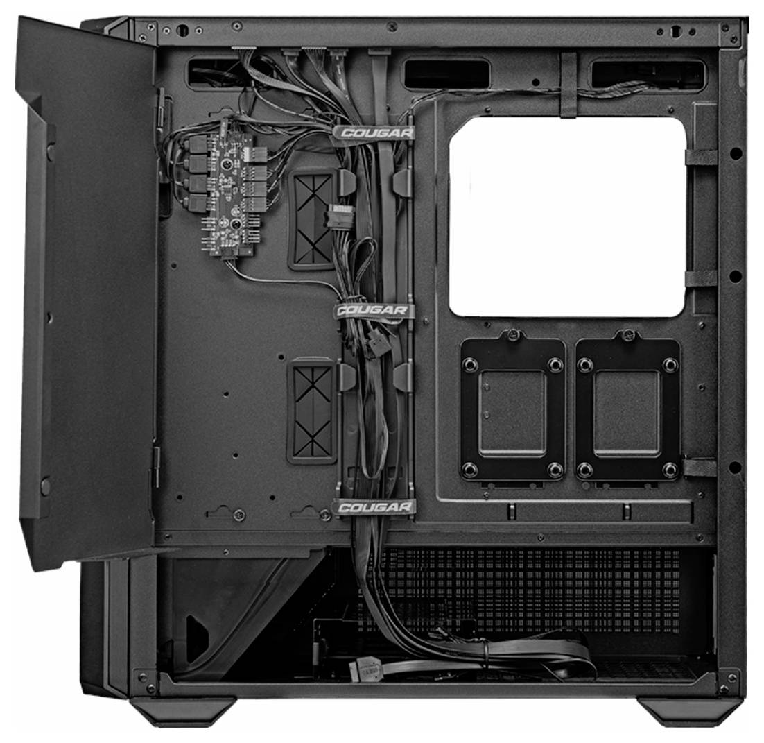 Un case di PC aperto mostra la gestione dei cavi e gli spazi di montaggio per gli hard disk. A sinistra è visibile un controller per cavi.