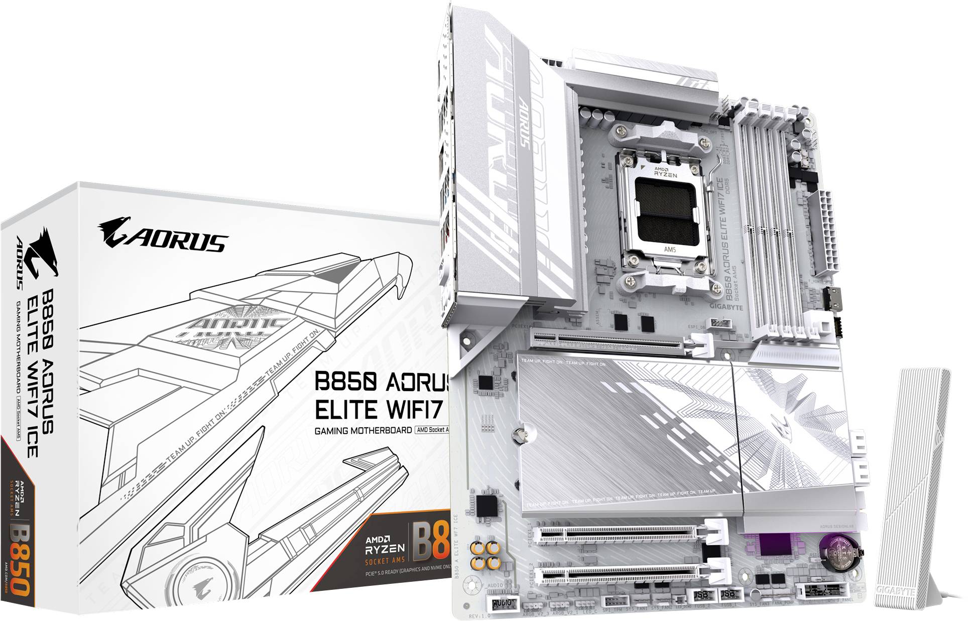 L'immagine mostra una scheda madre 'B550 AORUS ELITE WIFI' accanto alla sua confezione. È una scheda madre da gaming con socket AM4.