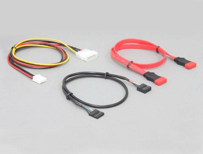 Delock 63921 Staffa slot per PC 1 pz.-3