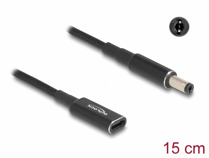 Un cavo nero da USB-C a connettore DC di lunghezza 15 cm. In alto a destra i dettagli del collegamento del connettore.