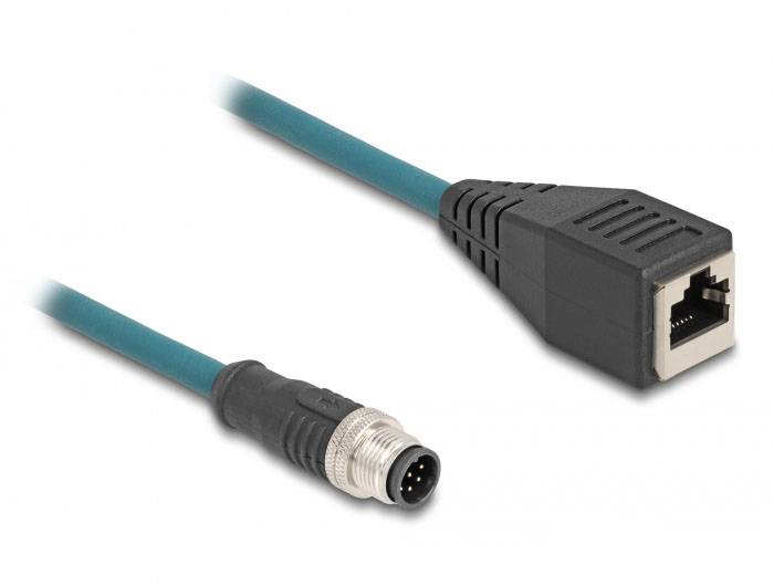 Un cavo Ethernet con connettore RJ45 si collega a un connettore industriale M12, adatto per ambienti difficili.