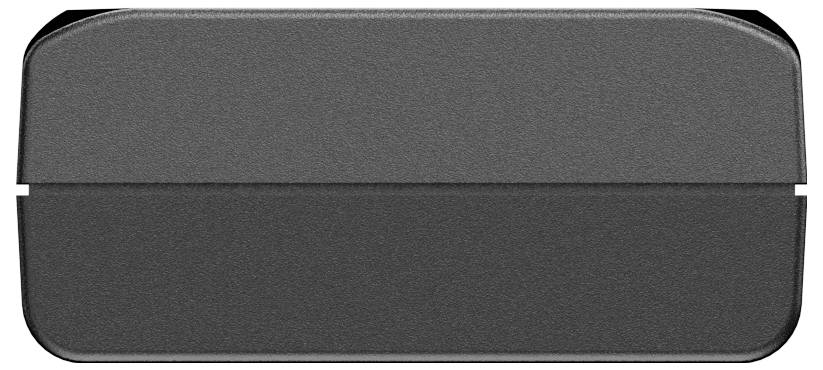 Una chiavetta USB rettangolare, scura, con angoli arrotondati e coperchio removibile.