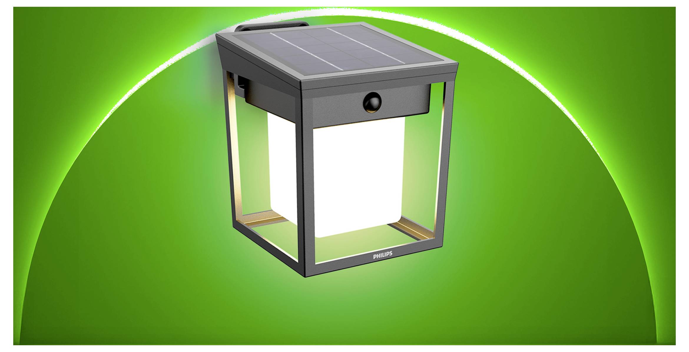 Una lanterna da esterno alimentata a energia solare con una cornice nera e una luce bianca che brilla si trova su uno sfondo verde brillante.