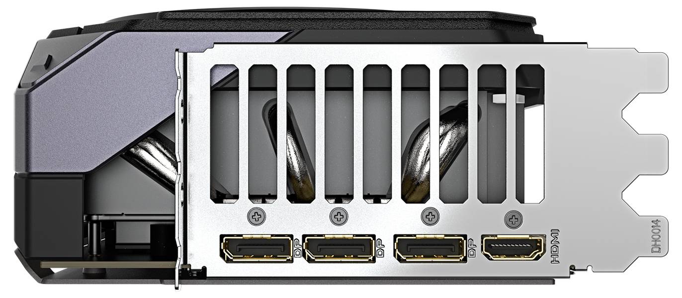 Una scheda grafica con una griglia metallica e porte come HDMI e DisplayPort. Mostra il retro con le interfacce.