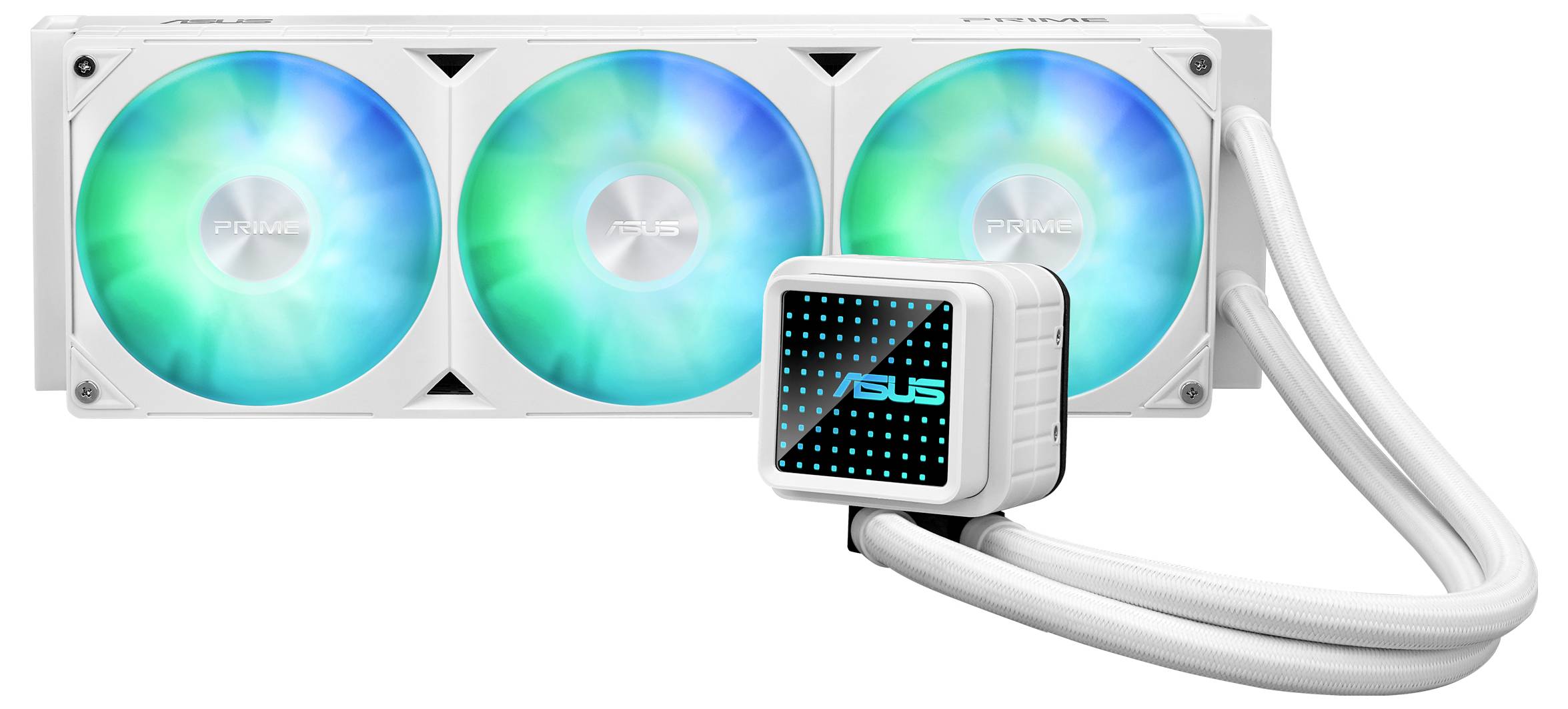 Un ventilatore PC triplo con illuminazione LED mostra colori blu e verdi alternati. A destra di esso si trova una pompa rettangolare.