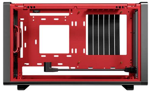 Un involucro per computer rosso e vuoto con lati aperti e accenti neri. Lo spazio interno mostra supporti e fessure di ventilazione.