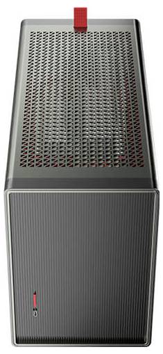 Torre del computer grigio argento con maniglia rossa in alto e cabinet ventilato. Design minimale e moderno.