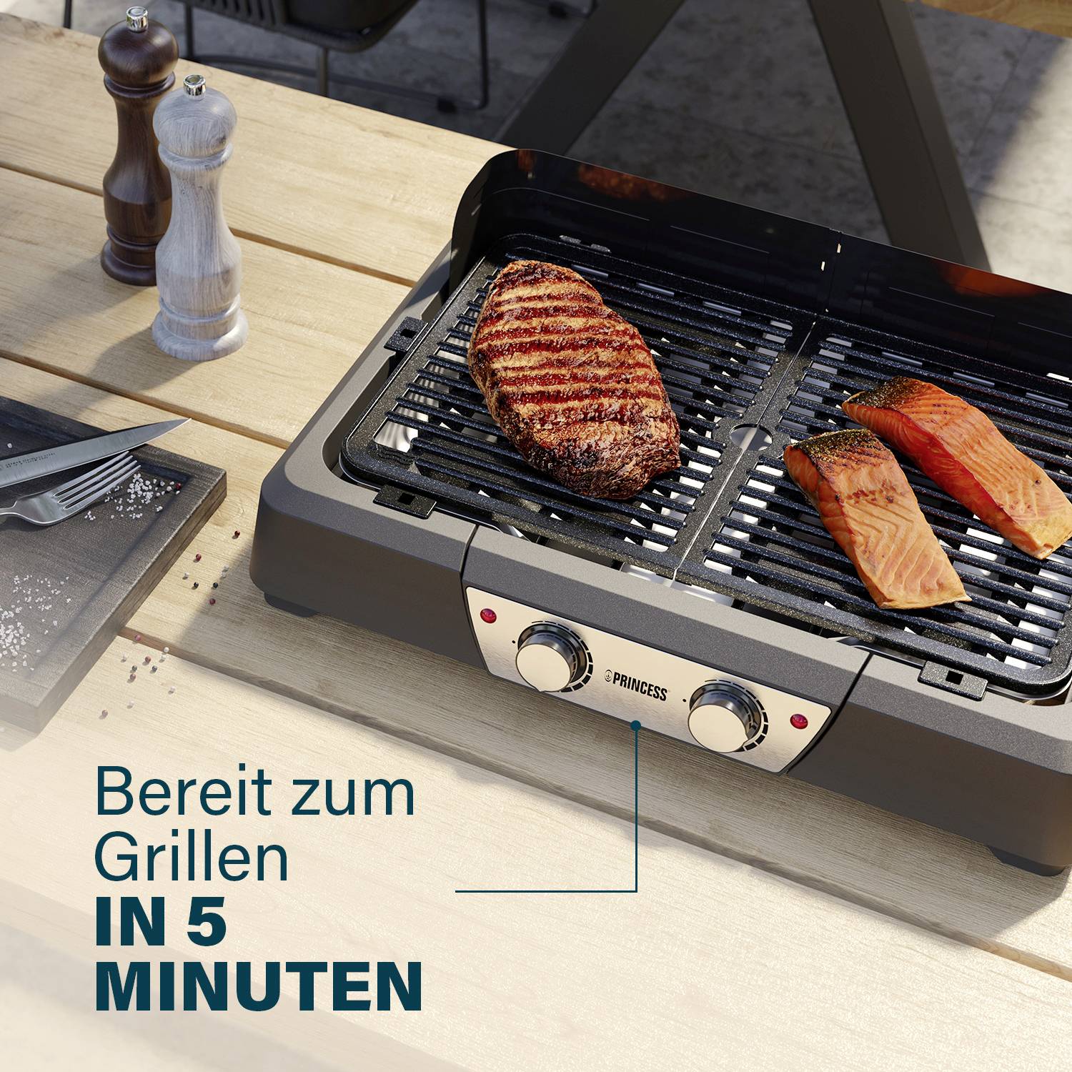 Un grill elettrico con un filetto di manzo e due filetti di salmone. Testo sull'immagine: 'Pronto per grigliare in 5 minuti'.
