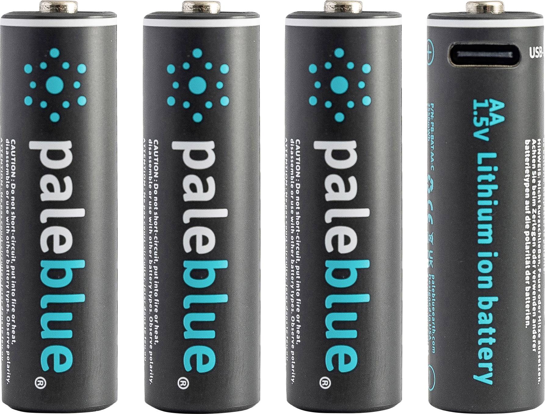 Quattro batterie ricaricabili AA agli ioni di litio in colore nero con logo blu 'paleblue' e porta di ricarica USB.