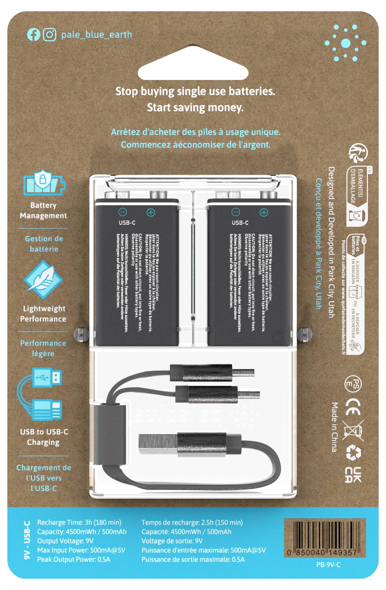 Caricabatterie con due batterie inserite, cavo USB-C e adattatore. Testo in inglese, francese e spagnolo sulla gestione delle batterie.