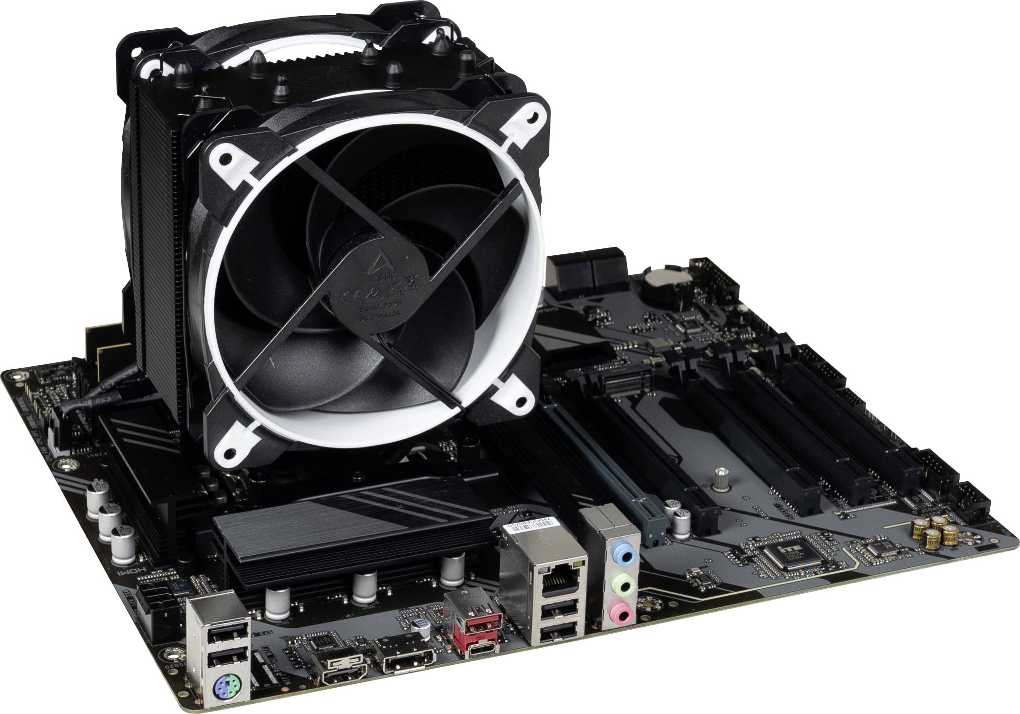 Una scheda madre per computer con un grande dissipatore di calore per la CPU, diversi porte e slot di espansione.