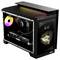 Un PC da gaming aperto con illuminazione LED e scheda grafica GeForce RTX di MSI, che mostra un orologio digitale sullo schermo laterale.