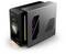 Un PC da gaming moderno e compatto con illuminazione personalizzata del case e componenti interne visibili in un involucro elegante.
