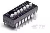 Microswitch DIP switch con otto piccoli interruttori bianchi, numerati da 1 a 7, montati su un involucro nero.