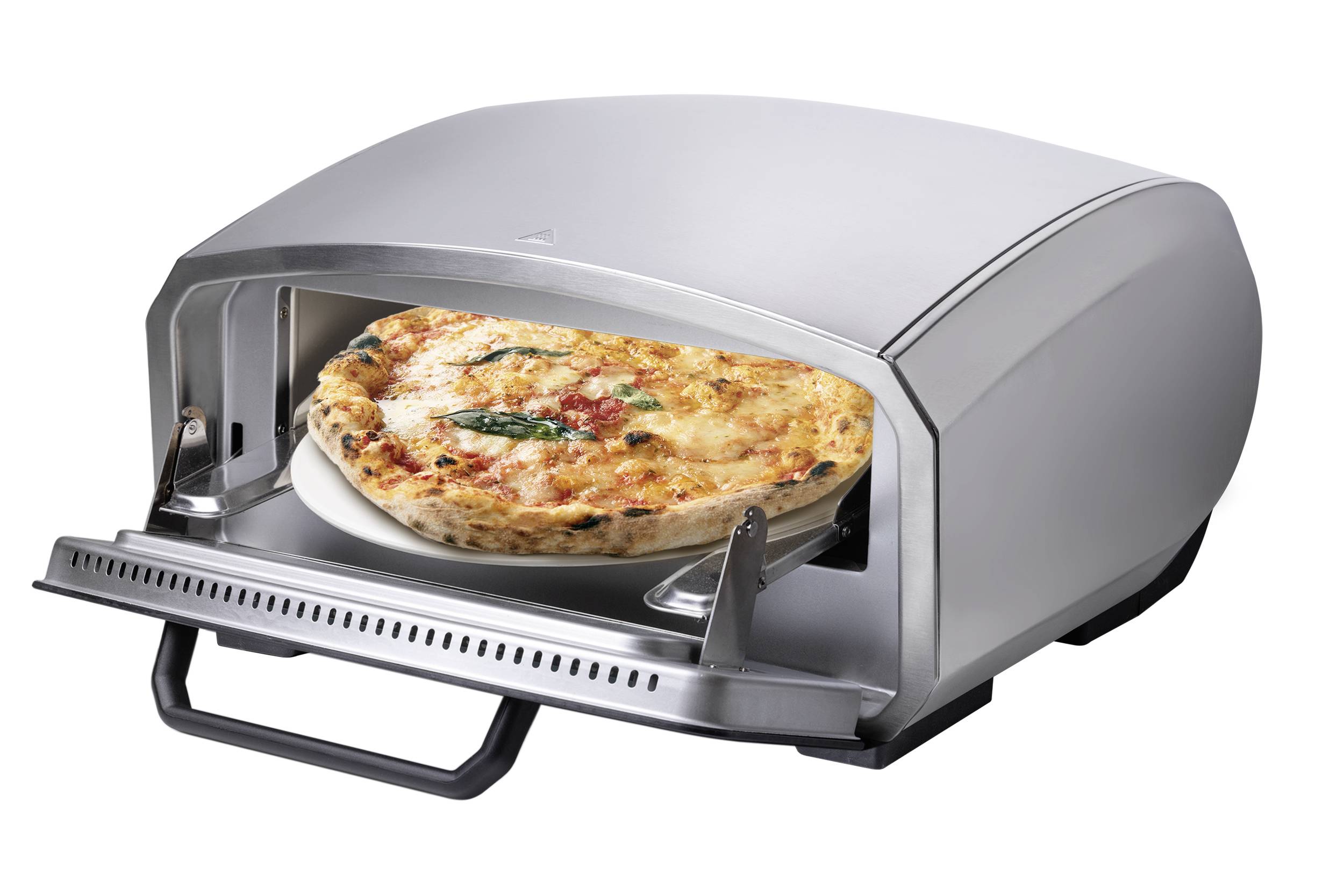 Un forno per pizza in argento con la porta aperta, all'interno del quale è adagiata una pizza cotta con basilico.