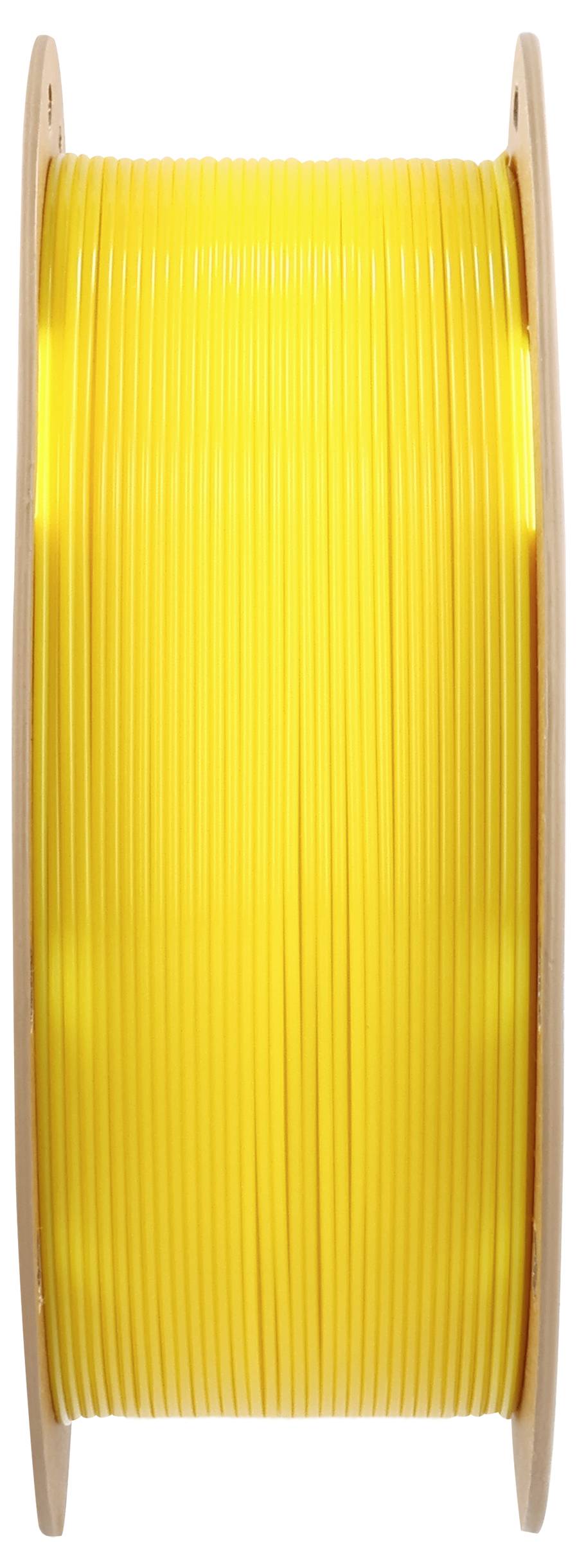 Filamento giallo su una bobina, utilizzato per stampanti 3D. La bobina è in legno, il filo è avvolto uniformemente.