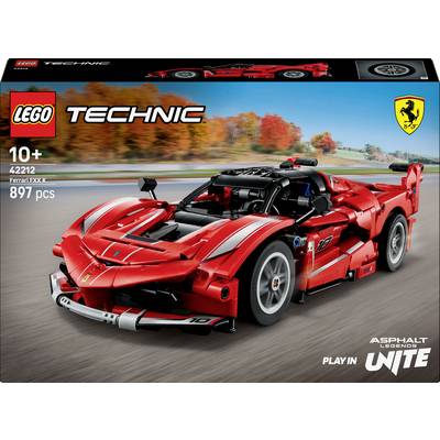Set LEGO Technic Ferrari 488 GTE per età 10+, 897 pezzi. Modello di auto sportiva rossa su pista. Marchio e raccomandazione d'età mostrati.