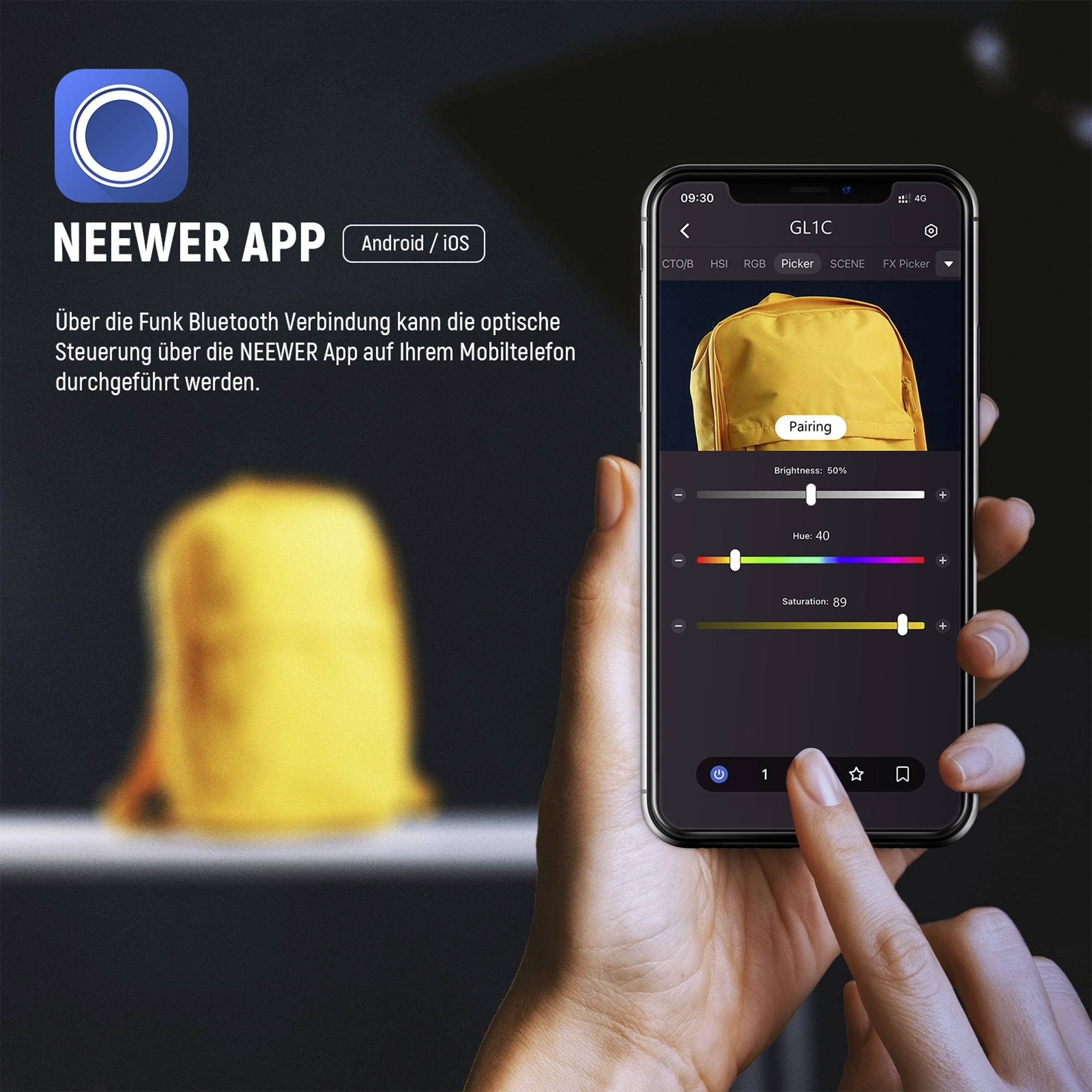App 'Neewer' mostrata sullo schermo di uno smartphone, si connette wireless per controllare una borsa fotografica illuminata di giallo.