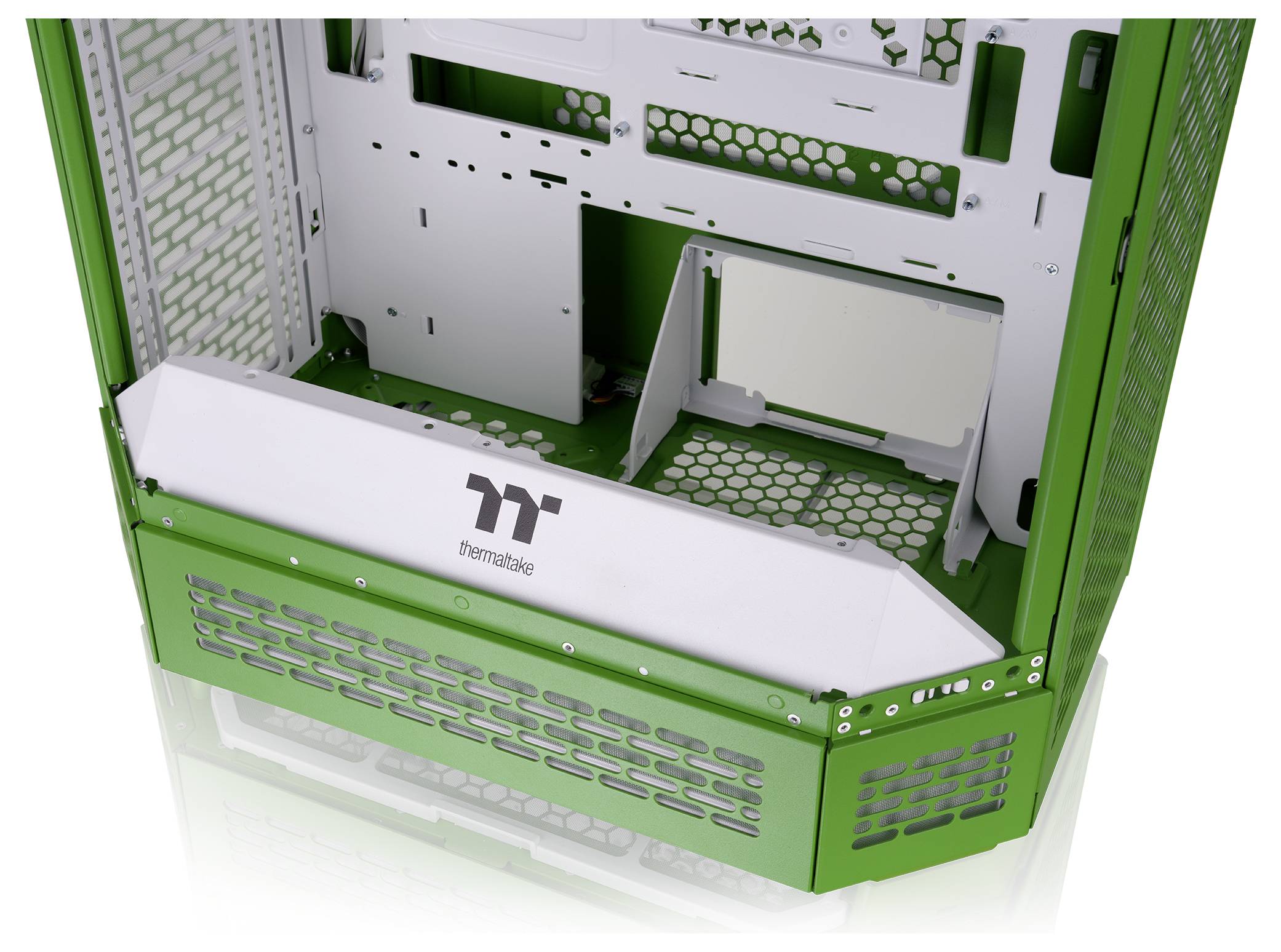 Thermaltake The Tower 600 Light-year Green Midi-Tower PC Case da gioco Verde luminescente (opaco)-7
