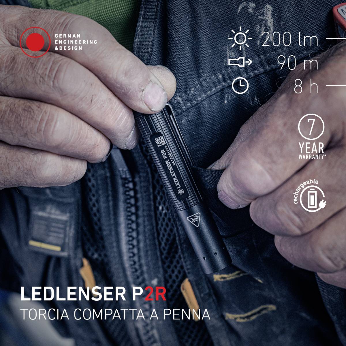 Una persona tiene una torcia Ledlenser P2R. Testo sull'immagine contiene: 200 lm, 90 m, 8 h, 7 anni di garanzia.