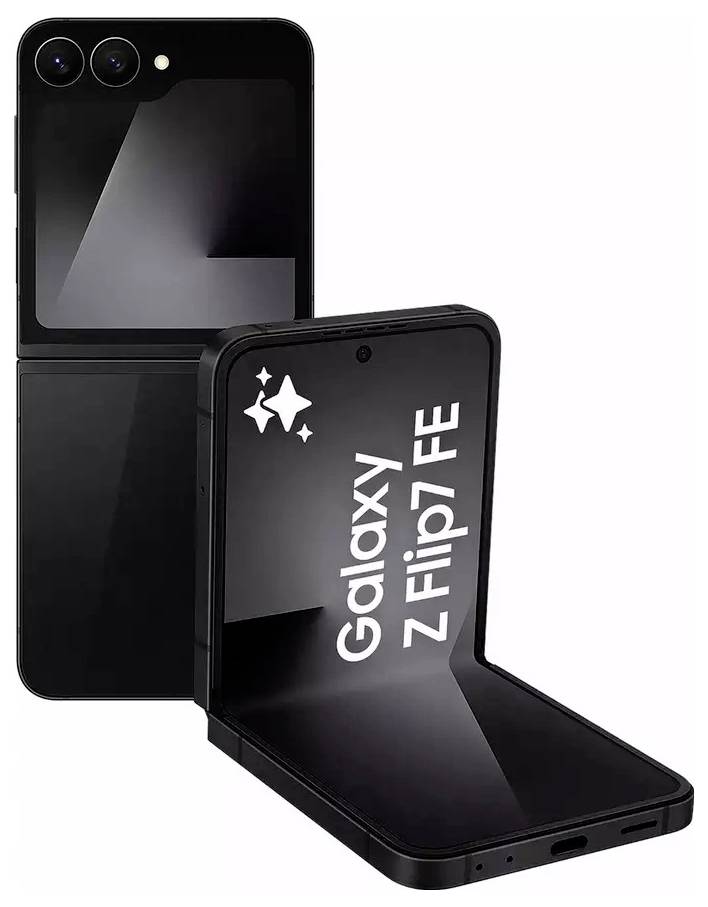 Un smartphone pieghevole aperto ad angolo retto. Lo schermo mostra il testo 'Galaxy Z Flip7 FE'. Il design evidenzia linee eleganti e moderne.