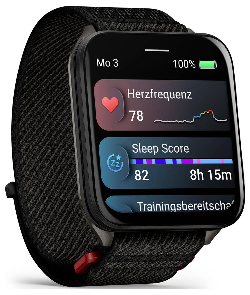 Un display di uno smartwatch mostra la frequenza cardiaca a 78, un punteggio del sonno di 82 e una durata del sonno di 8 ore e 15 minuti.