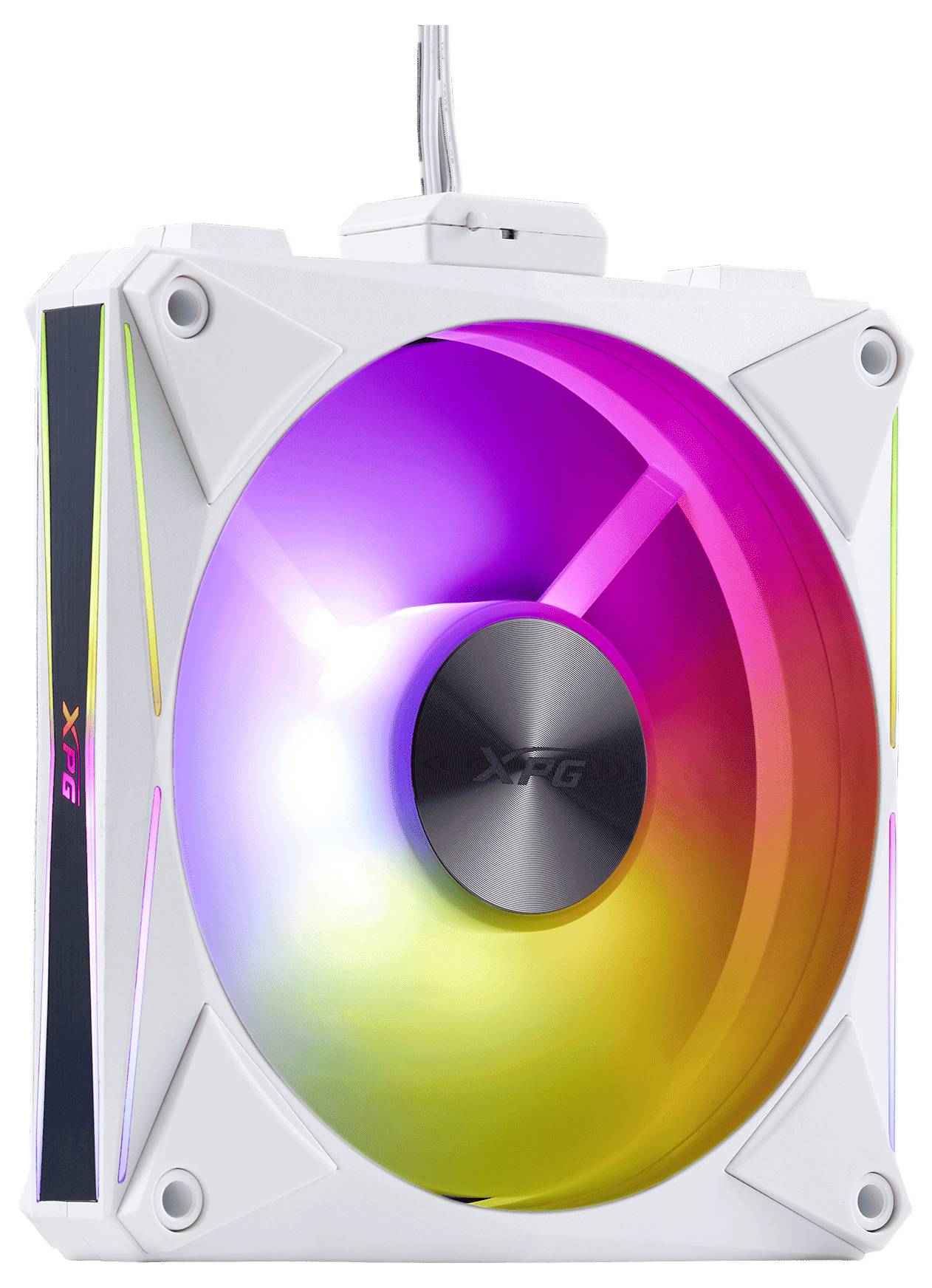 Una ventola per computer bianca con illuminazione RGB che mostra più colori, progettata per PC da gaming. Presenta il logo XPG al centro.