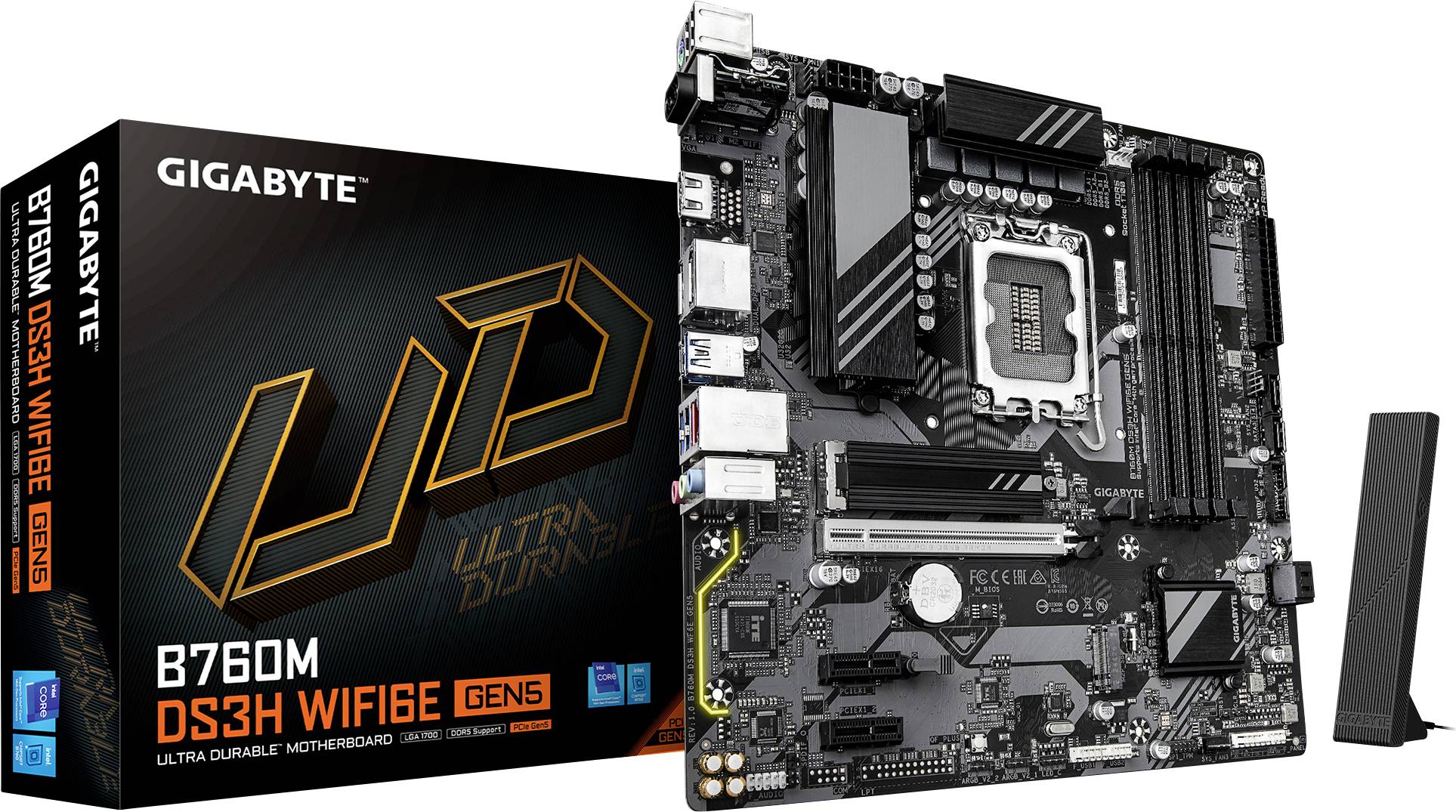 Scheda madre accanto alla sua scatola che mostra il marchio 'Gigabyte B760M DS3H WIFI D5'; tra le caratteristiche evidenziate è presente la capacità Wi-Fi 6E.