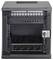 Switch di rete rack con serratura a chiave, 12 porte Ethernet e quattro prese di alimentazione.