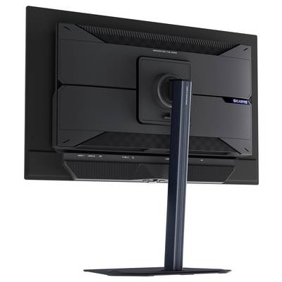 L'immagine mostra il retro di un monitor da gaming Gigabyte su un supporto, con un design nero elegante e ferramenta di montaggio visibile.