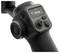 Controller del gimbal per fotocamera con ghiera di messa a fuoco, display che mostra 'POV', joystick e pulsanti di controllo per regolare le impostazioni della fotocamera.