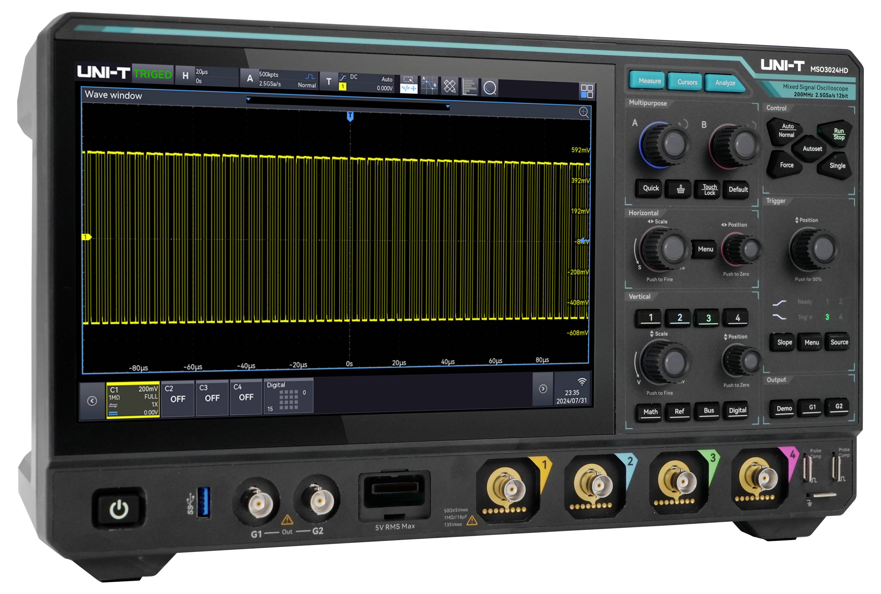 'Oscilloscopio digitale che visualizza un pattern d'onda quadra sullo schermo, con vari manopole di controllo e porte di ingresso visibili sul pannello frontale.'