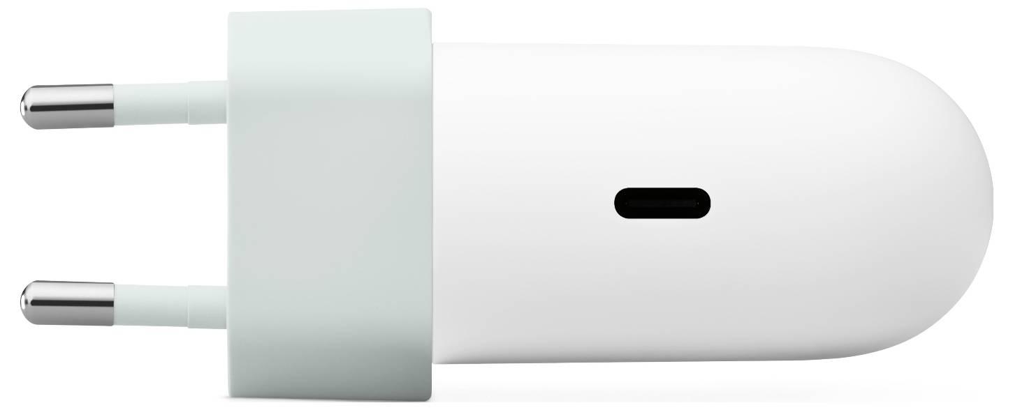 Un adattatore a due pin bianco e azzurro chiaro, con un piccolo slot rettangolare su un lato, progettato per la ricarica di dispositivi elettronici.