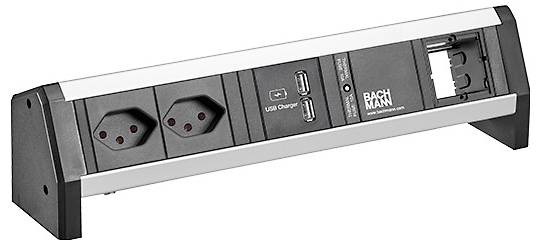 Una ciabatta da scrivania con due prese elettriche, due porte USB e un supporto per telefono, progettata per l'uso in ufficio o a casa.
