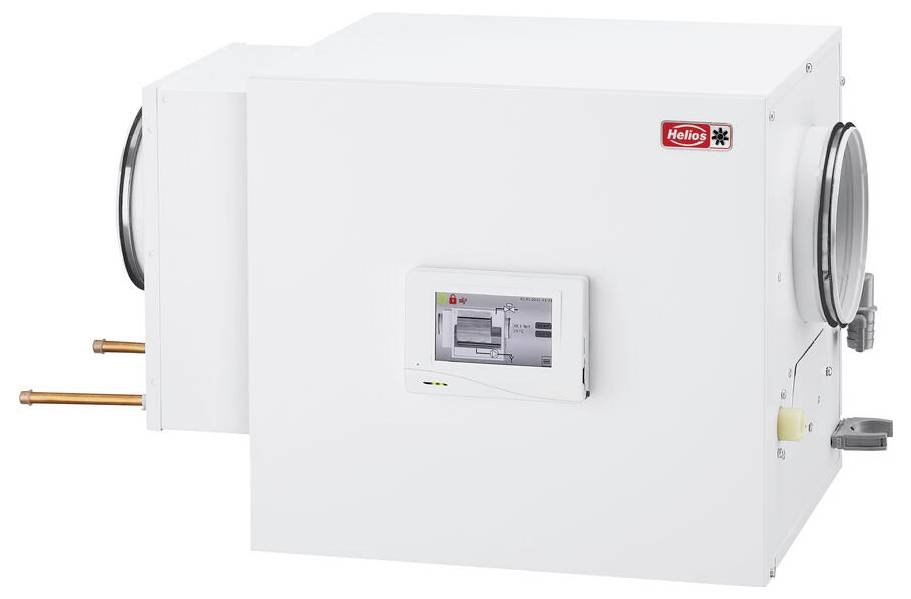 Unità HVAC bianca con pannello di controllo digitale sulla parte anteriore, prese d'aria circolari sui lati e tubi in rame che si estendono dalla parte posteriore.