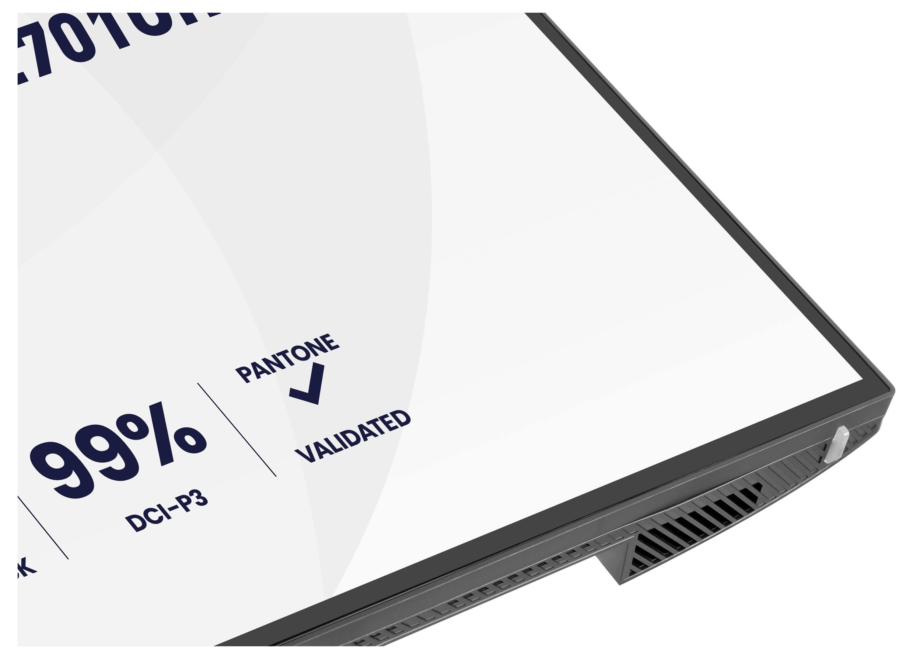 Angolo superiore di un monitor che mostra il testo '99% DCI-P3' e 'PANTONE VALIDATED', che indica l'accuratezza e la convalida del colore.
