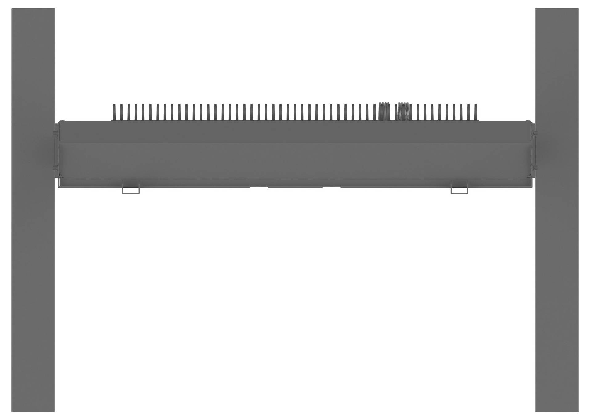 Un cancello metallico con sbarre verticali e due solide colonne laterali, visto frontalmente, che suggerisce sicurezza o restrizione dell'accesso.
