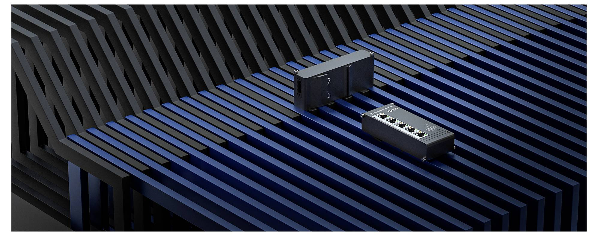 'Un connettore USB e una porta su uno sfondo geometrico astratto blu e nero, che mostrano la tecnologia in un design moderno.'