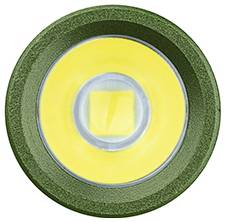 'Una vista ravvicinata di una lampadina a LED di una torcia elettrica, che mostra un design circolare con un centro giallo e argento circondato da un anello di colore ramato.'
