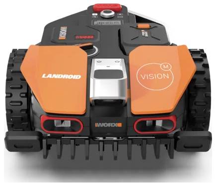 Un robot tosaerba arancione e nero con il logo 'Landroid' sul frontale, dotato di cingoli e sensori, progettato per la manutenzione automatizzata del prato.