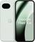 Viste anteriore e posteriore dello smartphone Google Pixel 10a. Lo schermo visualizza elementi grafici astratti in verde e bianco con il testo "Google Pixel 10a".