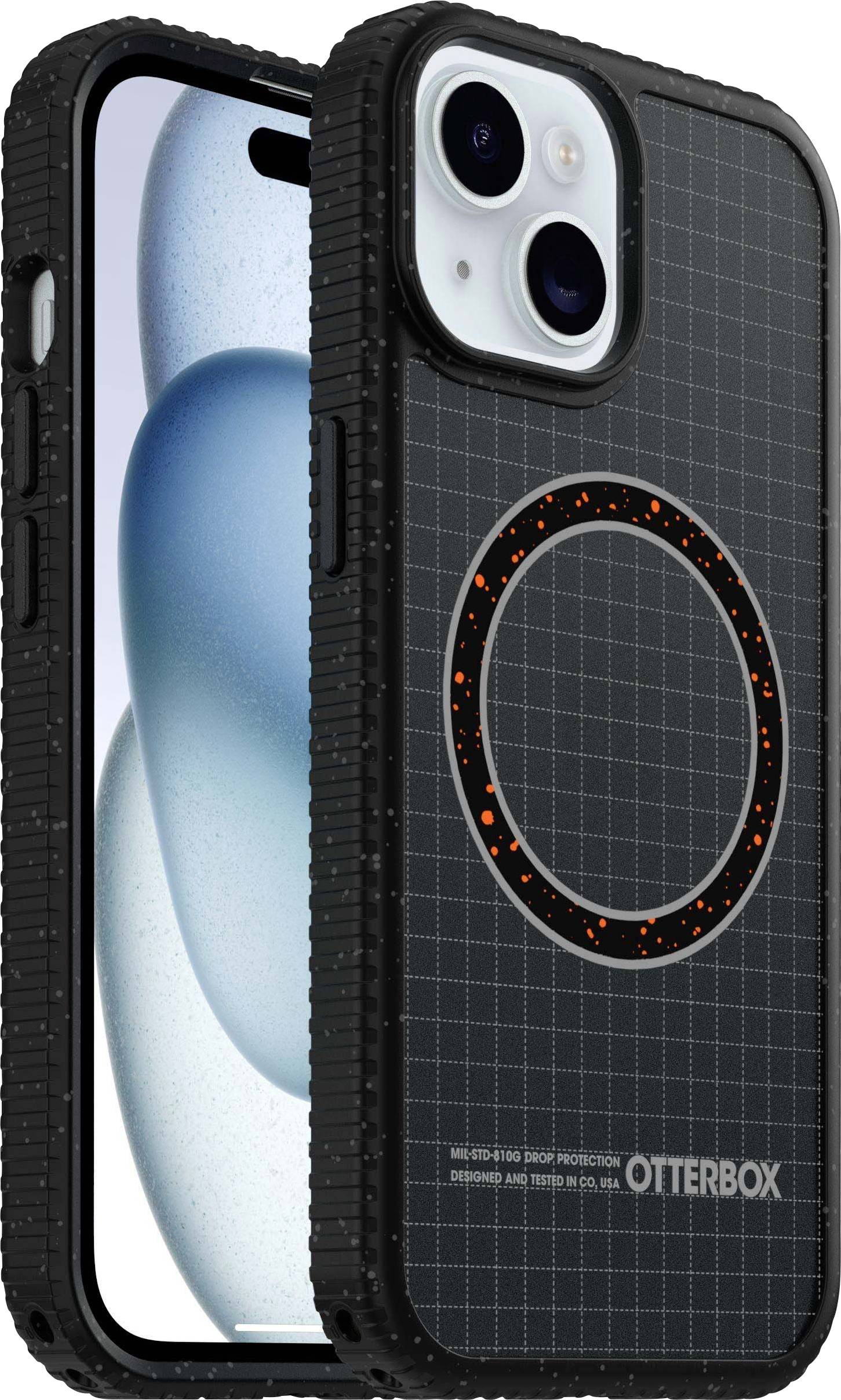 Uno smartphone con una custodia Otterbox nera e robusta con motivo a griglia e design con magnete circolare sul retro, visualizzato da un'angolazione.