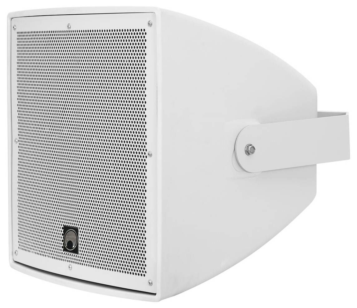 Un altoparlante a tromba bianco montato a parete con griglia frontale in metallo forato, supporti laterali regolabili e un piccolo logo al centro.