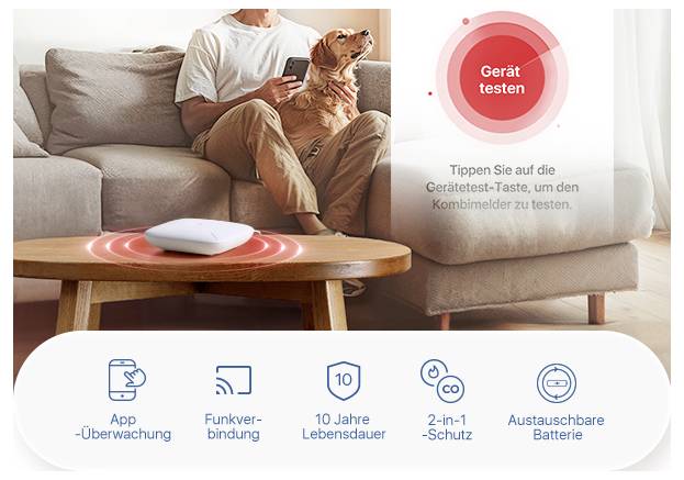 Un uomo siede sul divano con un cane. Su un tavolino da caffè si trova un dispositivo di allarme. Premere il pulsante per testare il dispositivo. I simboli in basso descrivono le funzioni del dispositivo.