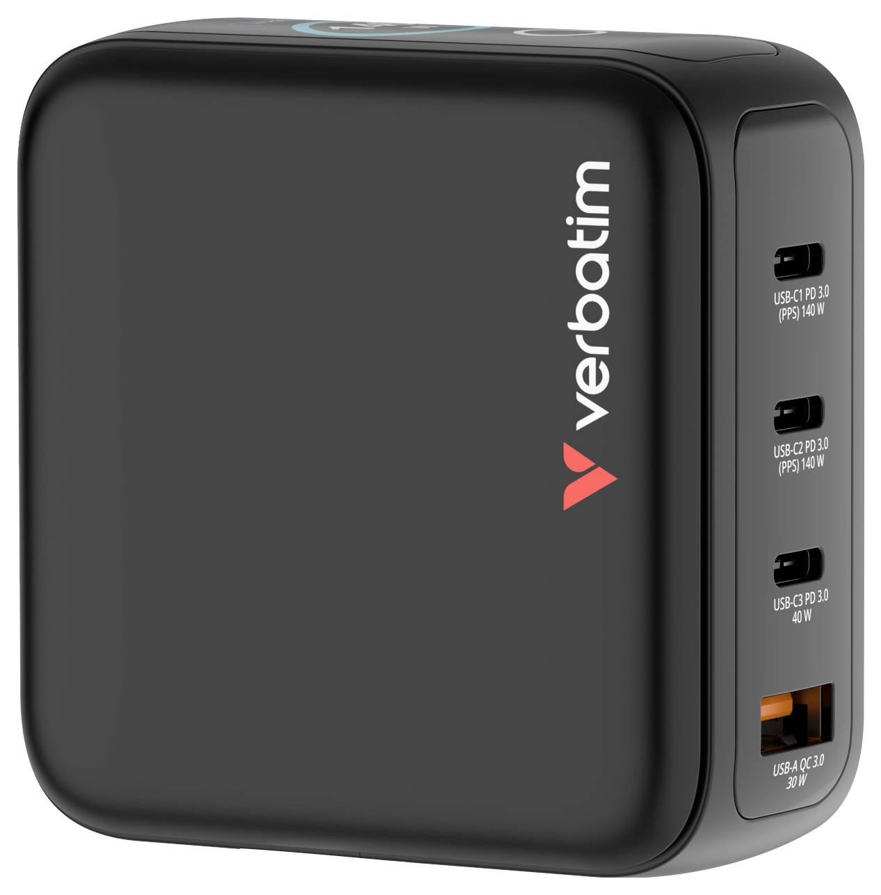 Caricabatterie USB Verbatim nero con tre porte sul lato, etichettate con specifiche di output: due porte USB-C PD 3.0 e una porta USB-A QC 3.0.