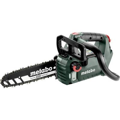 Motosega a batteria Metabo con lama nera e corpo verde, mostrata su sfondo bianco.