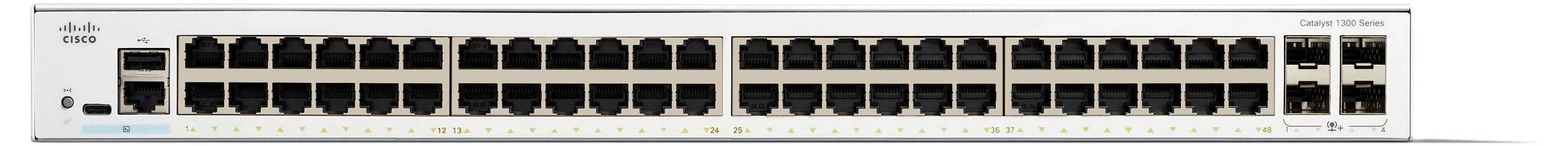 Uno switch di rete da 48 porte con porte uplink aggiuntive, utilizzato per connettere più dispositivi in una rete.