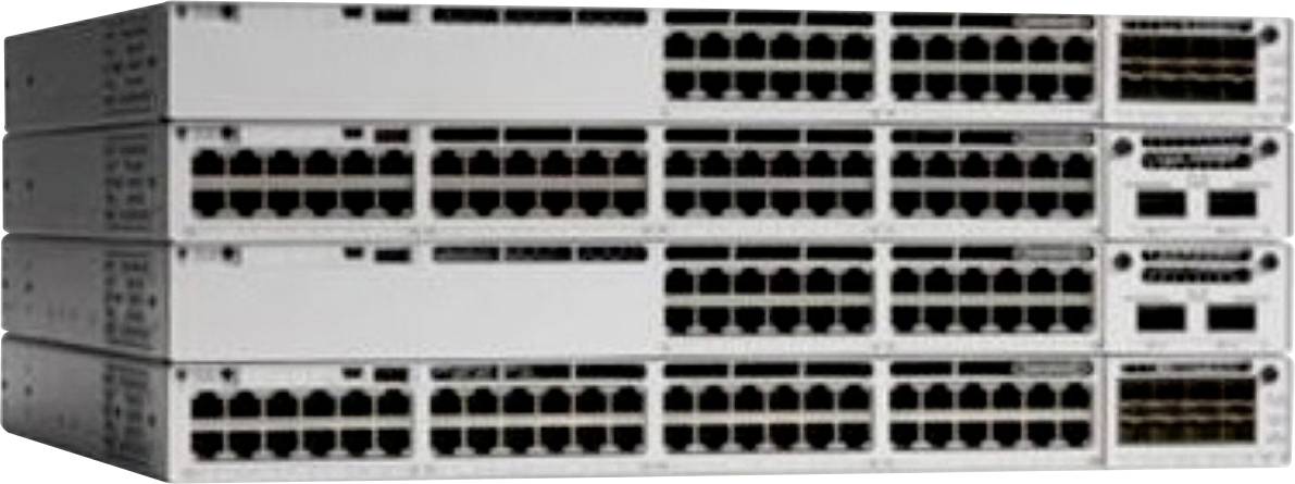 Una pila di switch di rete con più porte Ethernet rivolte verso l'alto, utilizzate per collegare dispositivi all'interno di un ambiente di rete.